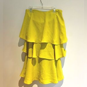 Bevello tiered sweet heart dress in citron NWT
